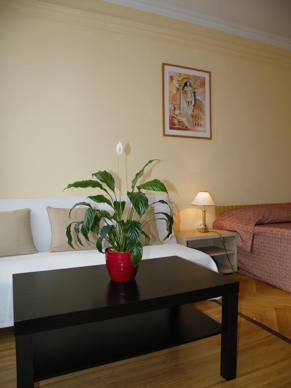Apartment Buda בודפשט חדר תמונה